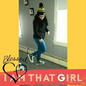 Meet your Posher, Anna